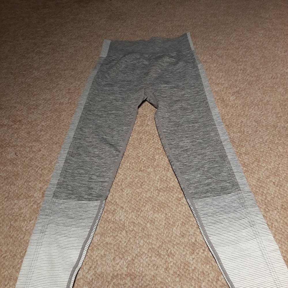 New Fitness Leggings. - Picture 8 of 12
